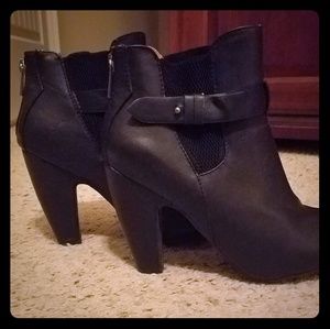 Black ankle booties
